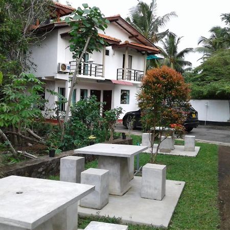 Mass Eco Cabana Yoga & Spa - Unawatuna Bed & Breakfast Exterior photo